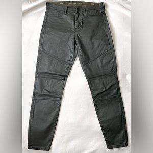 Banana Republic Olive Green Luxe Sateen Coated Skinny Jeans (28)